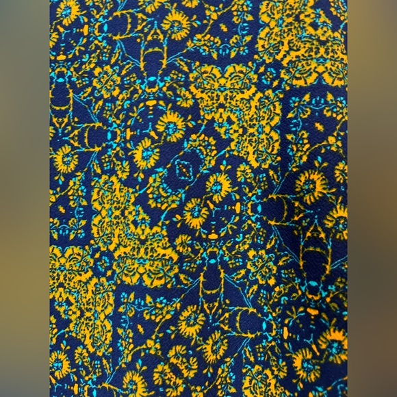 NWT Lularoe Cassie Skirt Size S - Picture 2 of 5